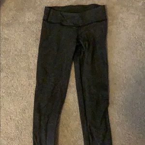 cross ivviva leggings